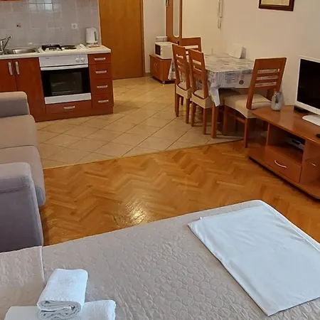 Apartment Katarina *