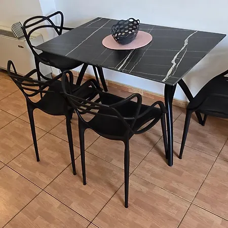 Katarina Apartment *